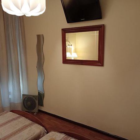 אוביידו Habitacion Matrimonial Centro Ciudad מראה חיצוני תמונה