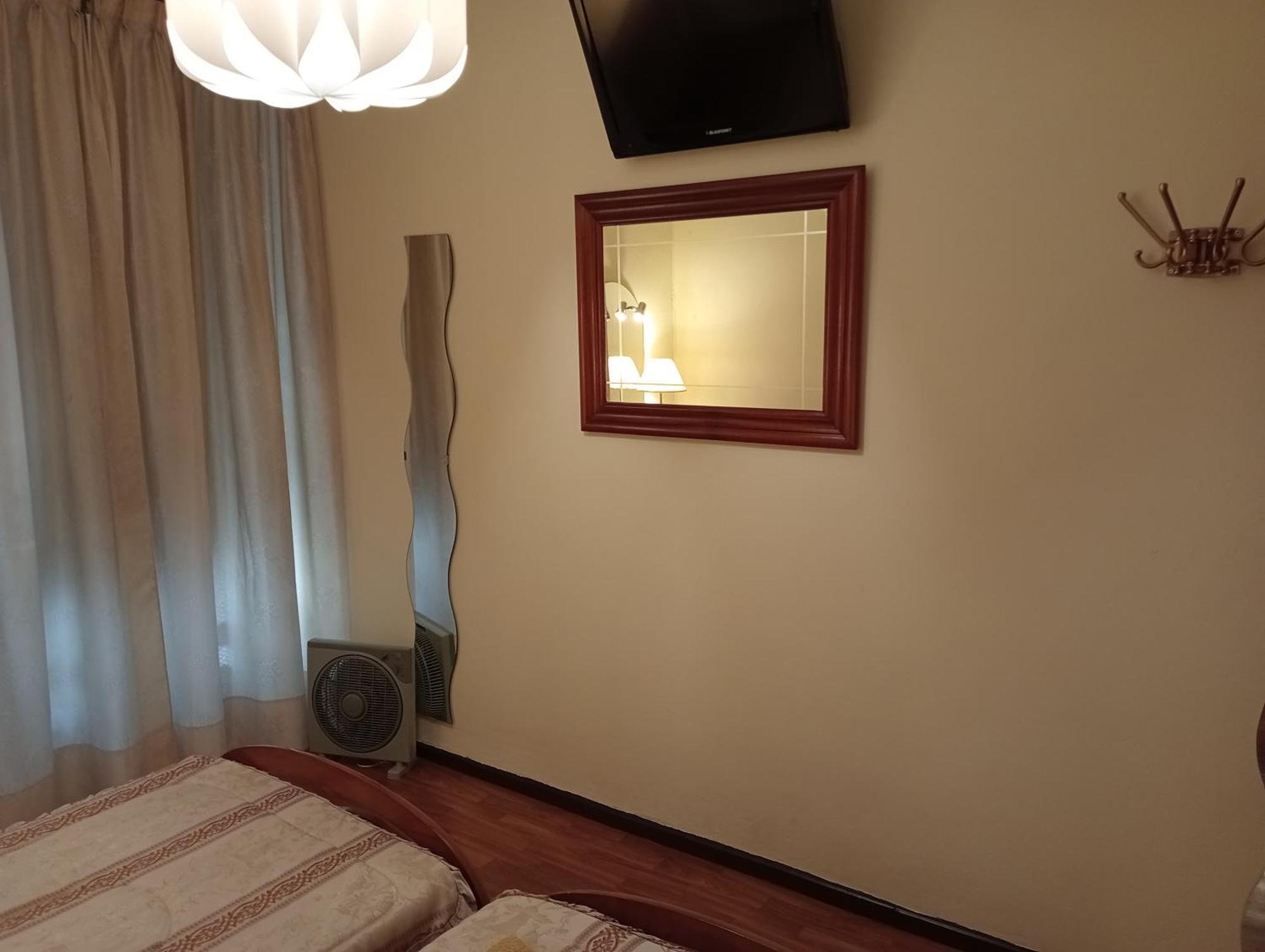 אוביידו Habitacion Matrimonial Centro Ciudad מראה חיצוני תמונה